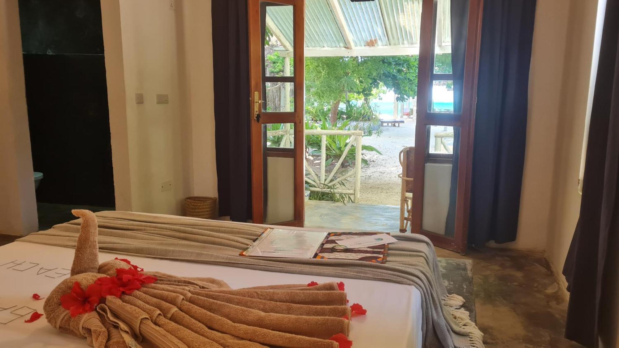 Garden Beach Bungalows Jambiani Jambiani  Rum bild