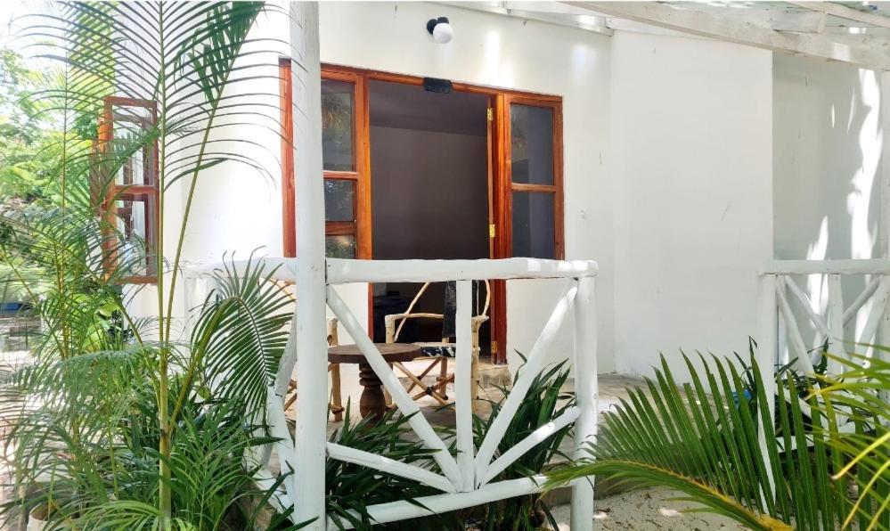 Garden Beach Bungalows Jambiani Jambiani  Rum bild
