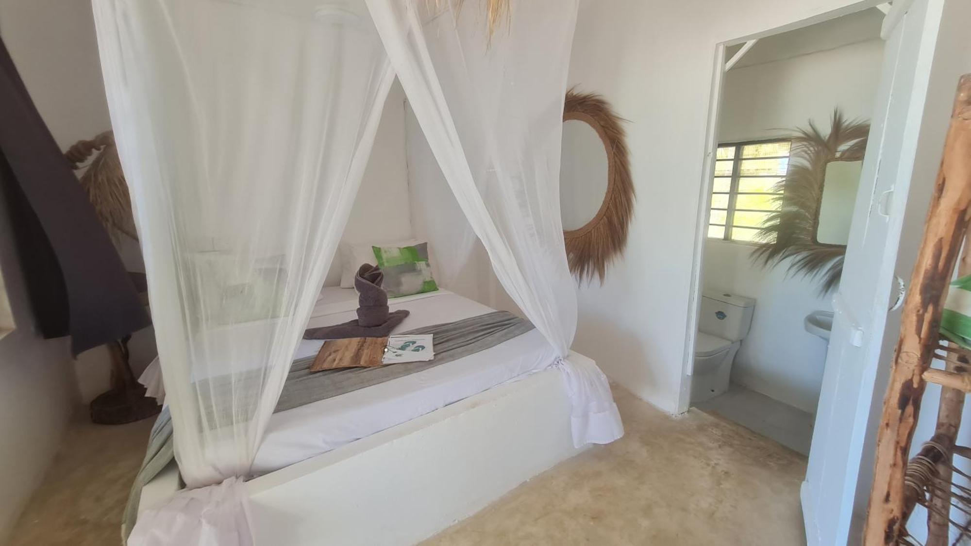 Garden Beach Bungalows Jambiani Jambiani  Rum bild
